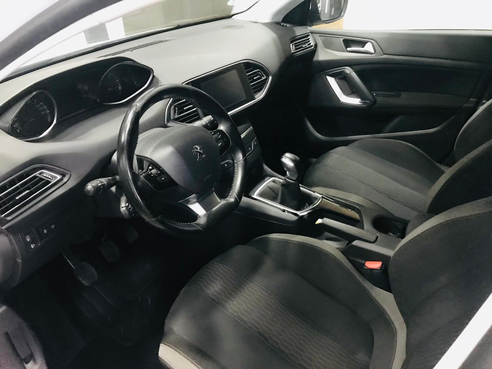 PEUGEOT - 308 Nuevo 308 5p Allure 1.6 HDi 92