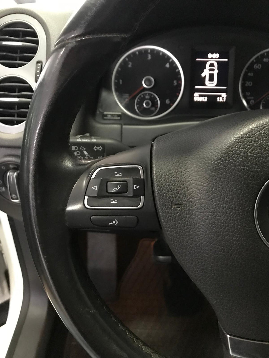 VOLKSWAGEN - Tiguan T1 2.0 TDI 110CV BMT 4x2